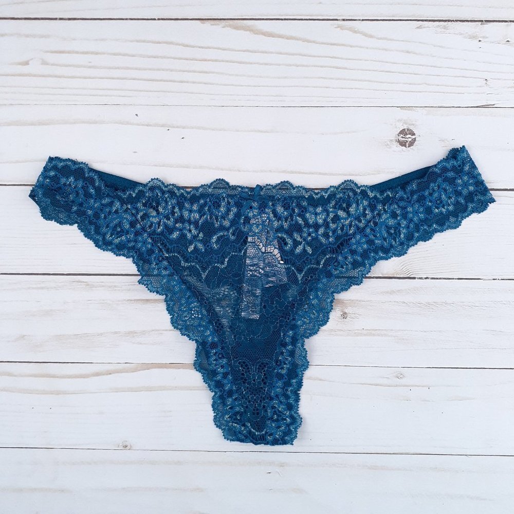 Victorias Secret Panties S Lace Thong Dream Angels 64A